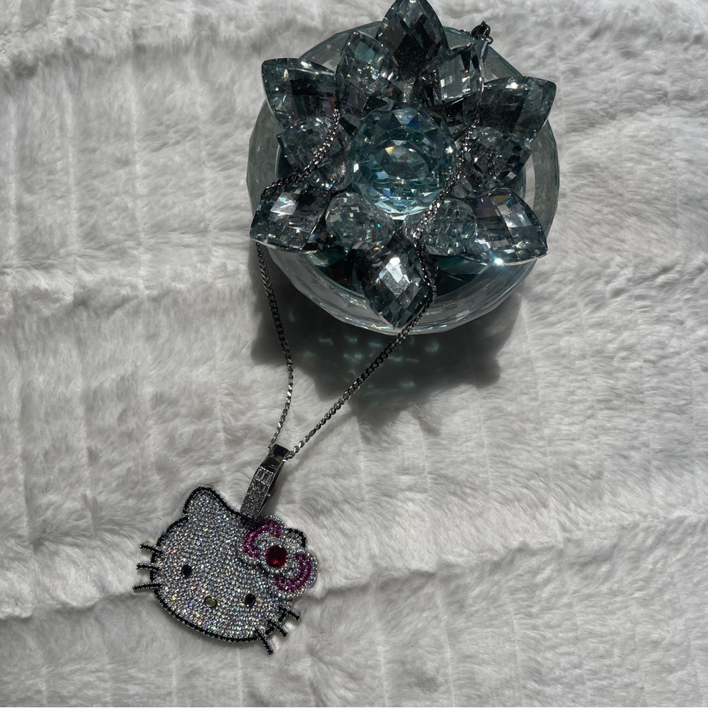 Icey Kawaii Hello Kitty Necklace
